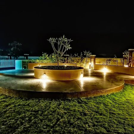 Villa at Lonavala - SaGa Montana  Esterno foto